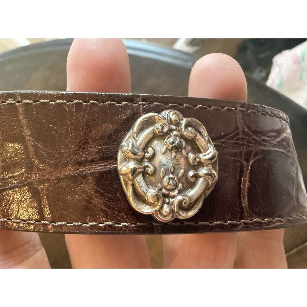 VTG Ladies Size Small Brighton Belt Dark Brown Croc Embossed W/ Silver Detail - Picture 4 of 7